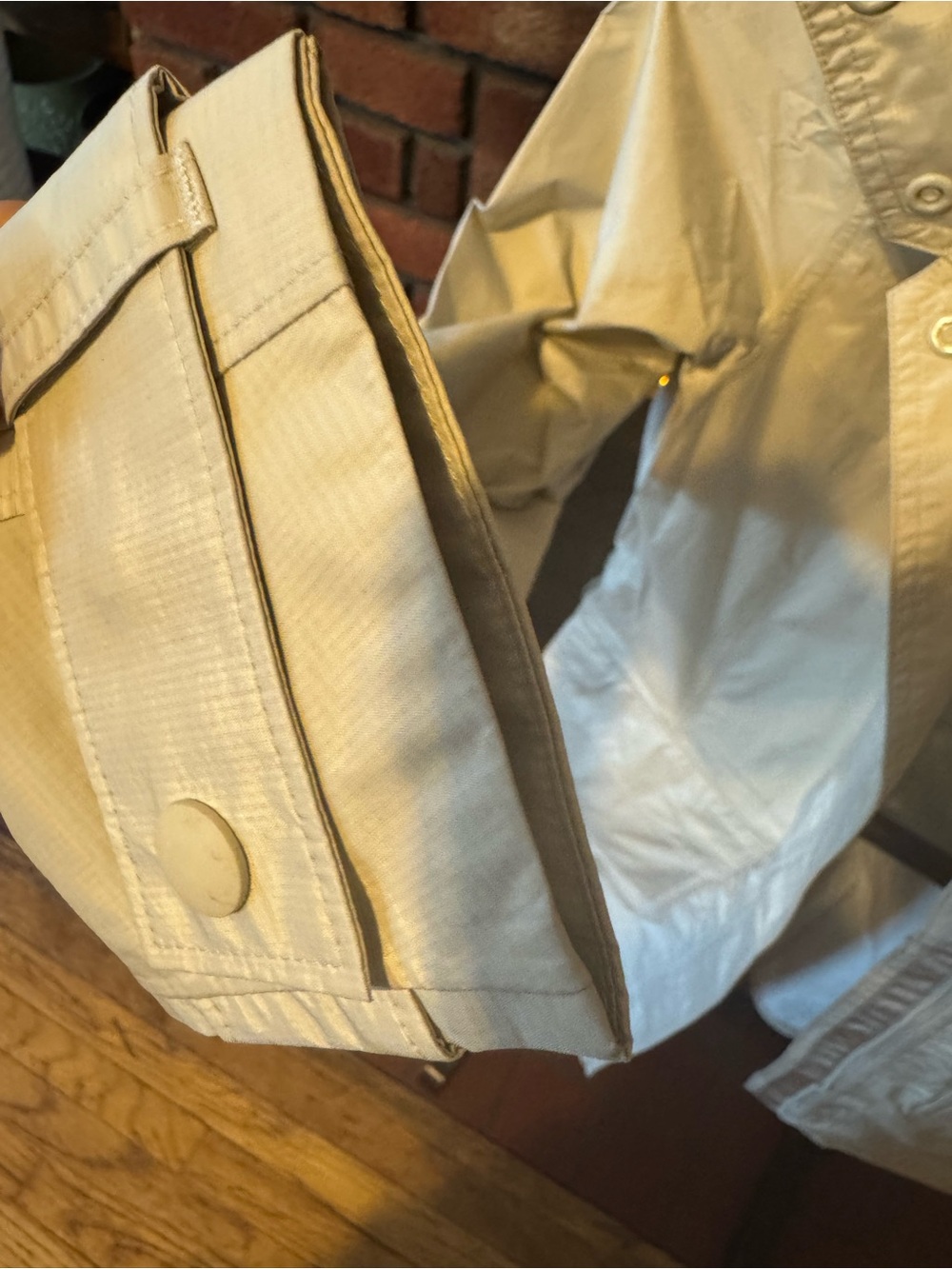 Patagonia Cream Hooded trench rain  Coat used once size S women - Picture 8 of 14